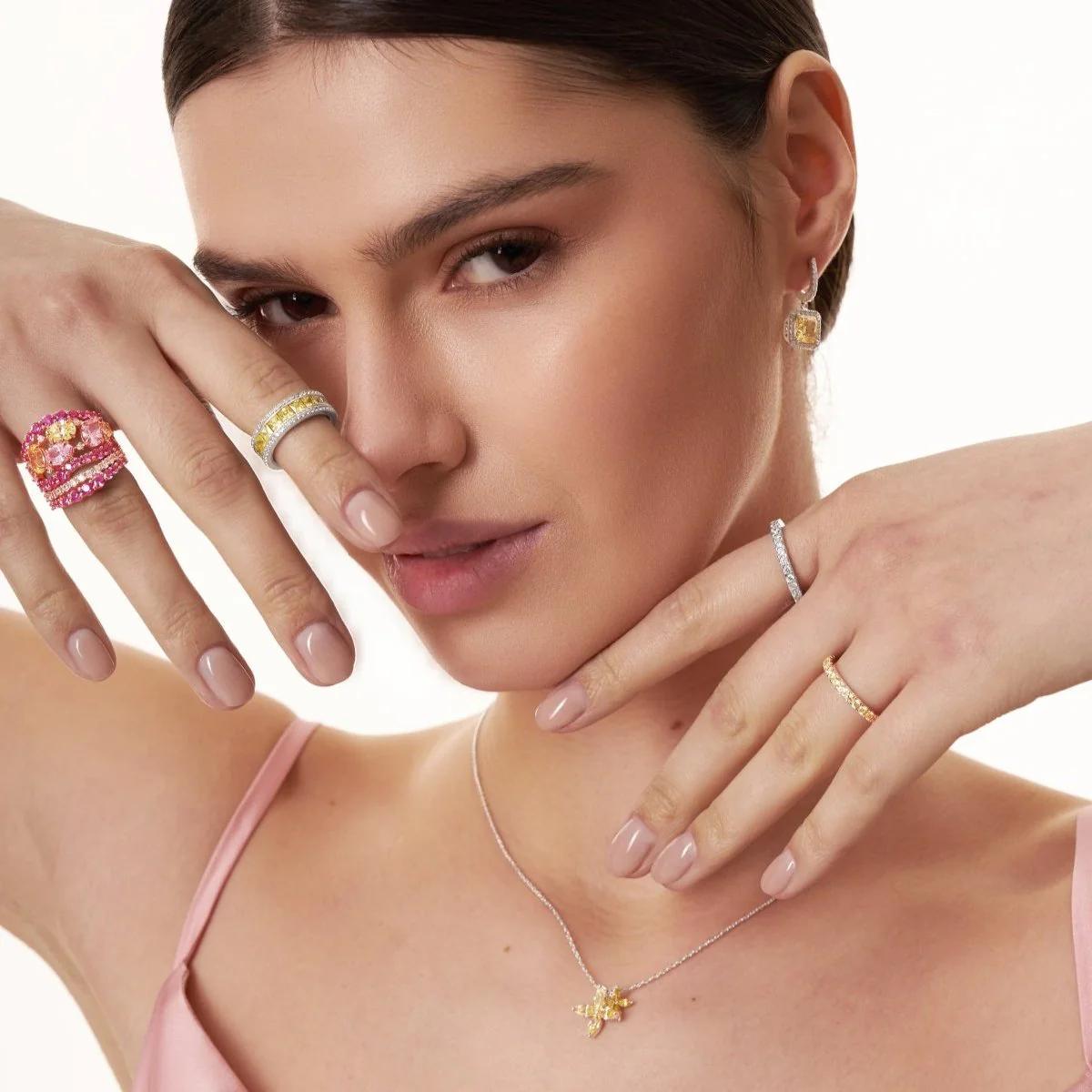 Floral Radiance Necklace - Image 7