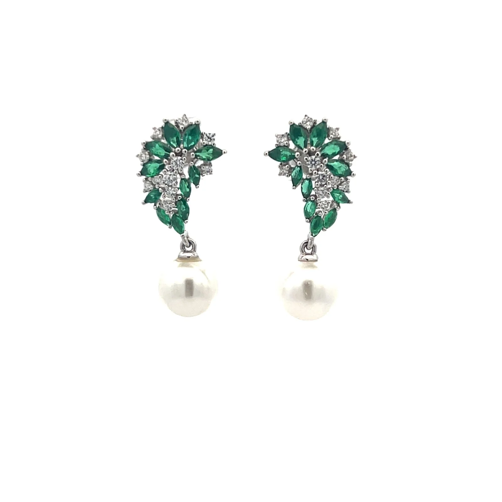 Wings Pearls Earrings - Image 2