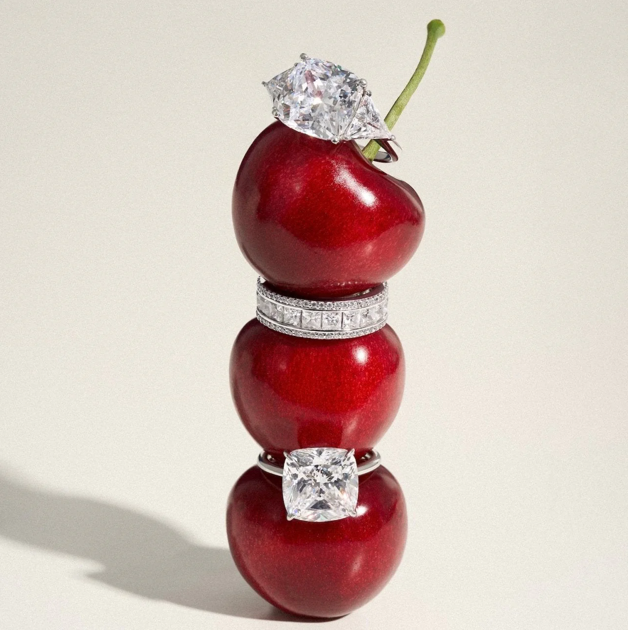 A Cushion Cut Karolina White Silver Ring - Image 15