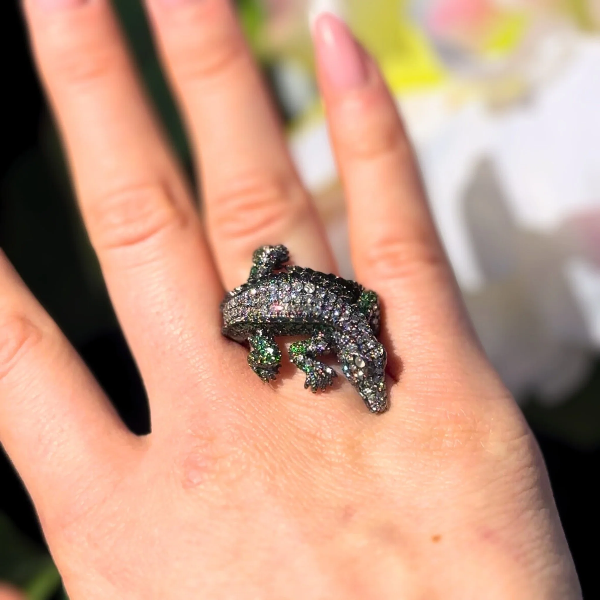 Startling Crocodile Diamond Tsavorite Yellow gold 18K Exclusive Ring - Image 3