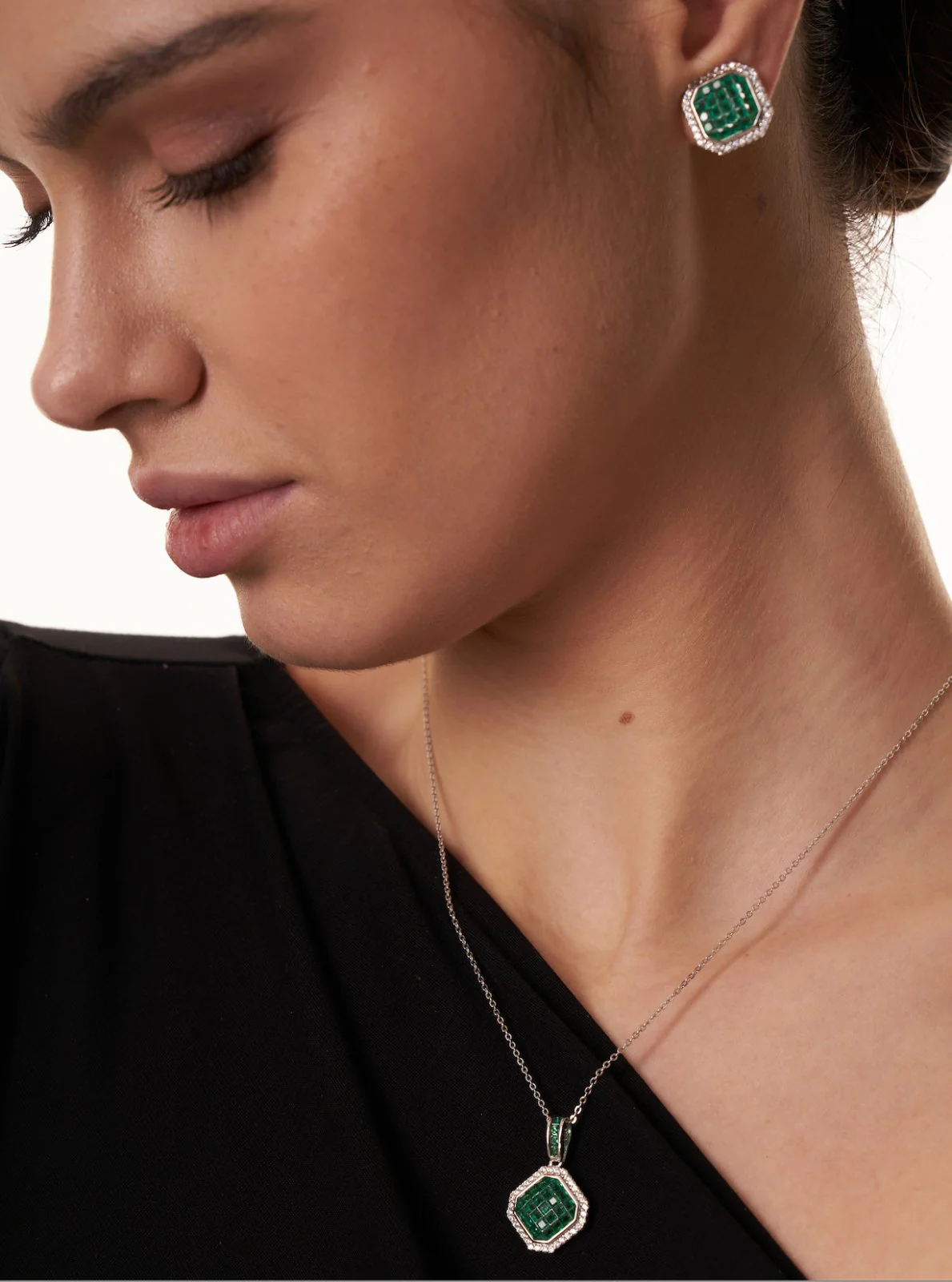 Tender Kiss by Fall In Love Silver Pendant - Image 4